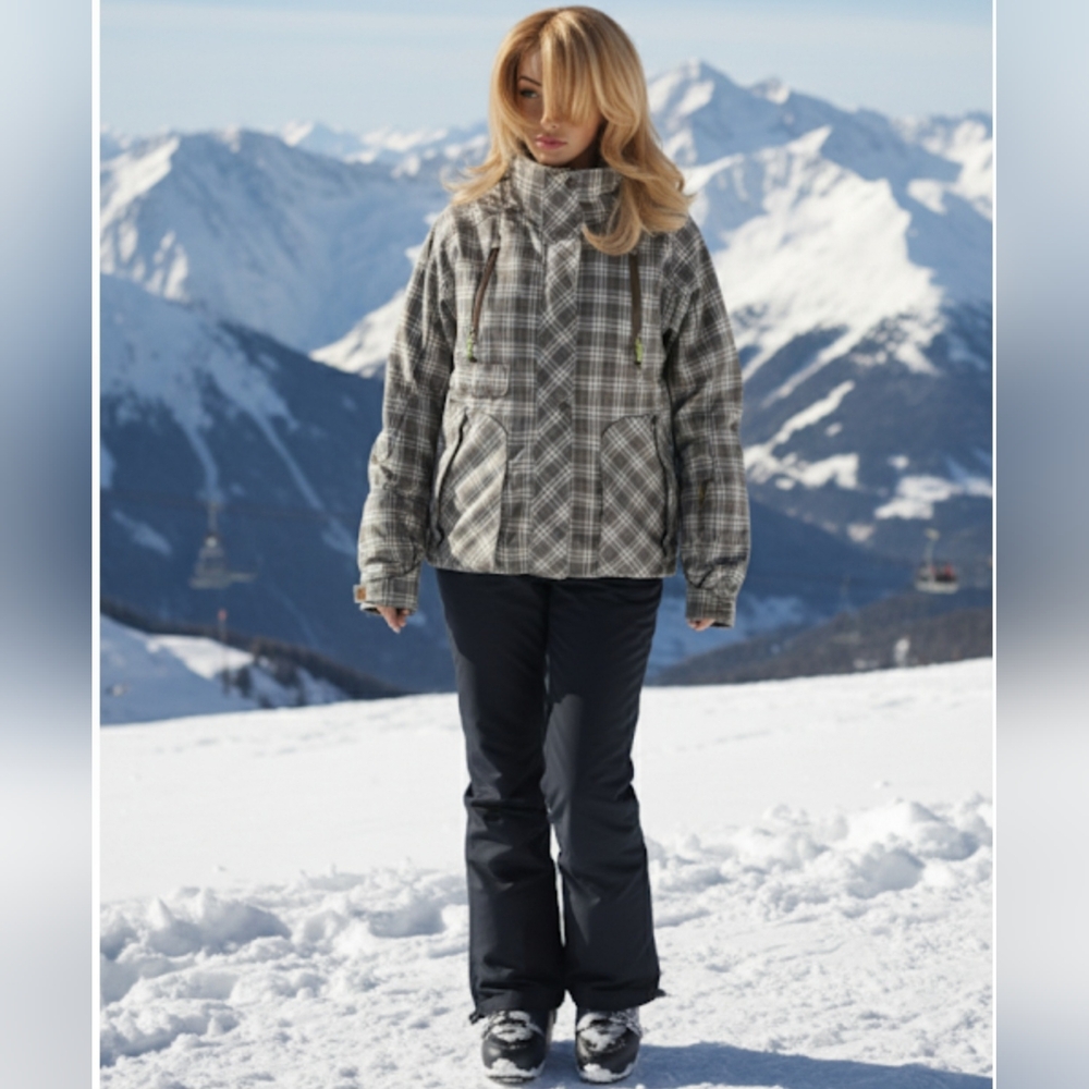 Liquid boardwear Quattro 10 000 snowboard/ski jacket, winter outdoor,size M/L